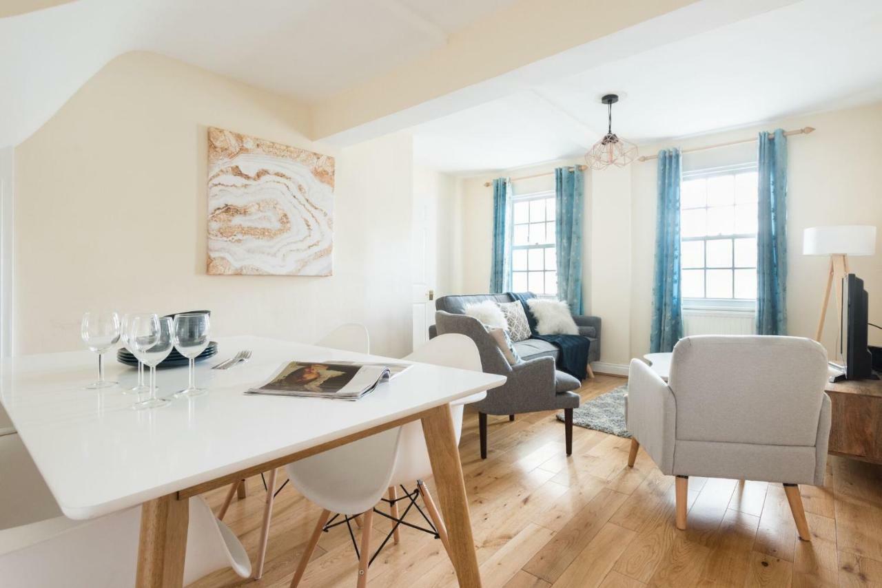 באת' The Lapis Lounge - Large 3Bdr House At River Avon מראה חיצוני תמונה