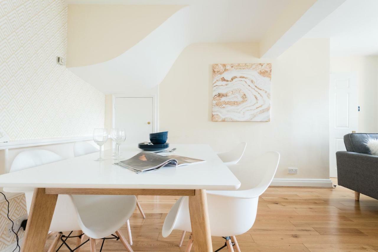 באת' The Lapis Lounge - Large 3Bdr House At River Avon מראה חיצוני תמונה